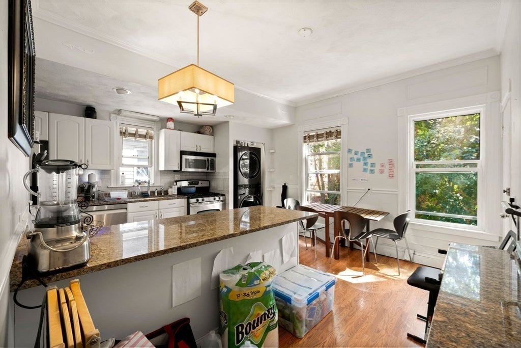 106 Harrishof St, Boston, MA, 106 Harrishof St, Boston, MA Photo #19