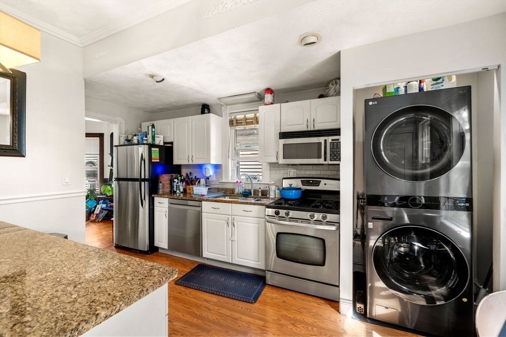 106 Harrishof St, Boston, MA, 106 Harrishof St, Boston, MA Photo #17
