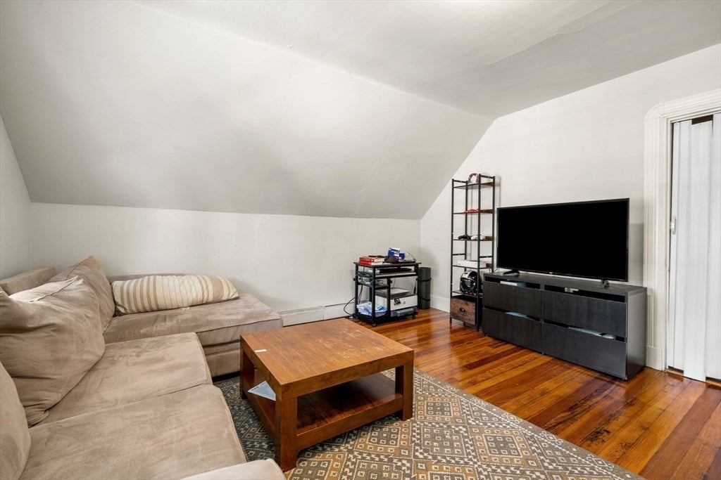106 Harrishof St, Boston, MA, 106 Harrishof St, Boston, MA Photo #21