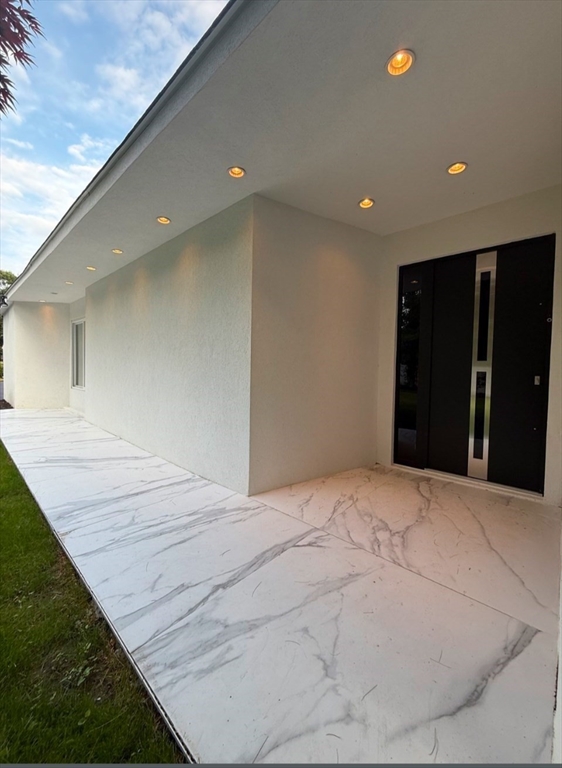 15b Scotchdam Rd