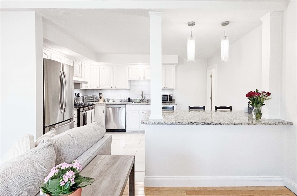 131 Beacon St 5