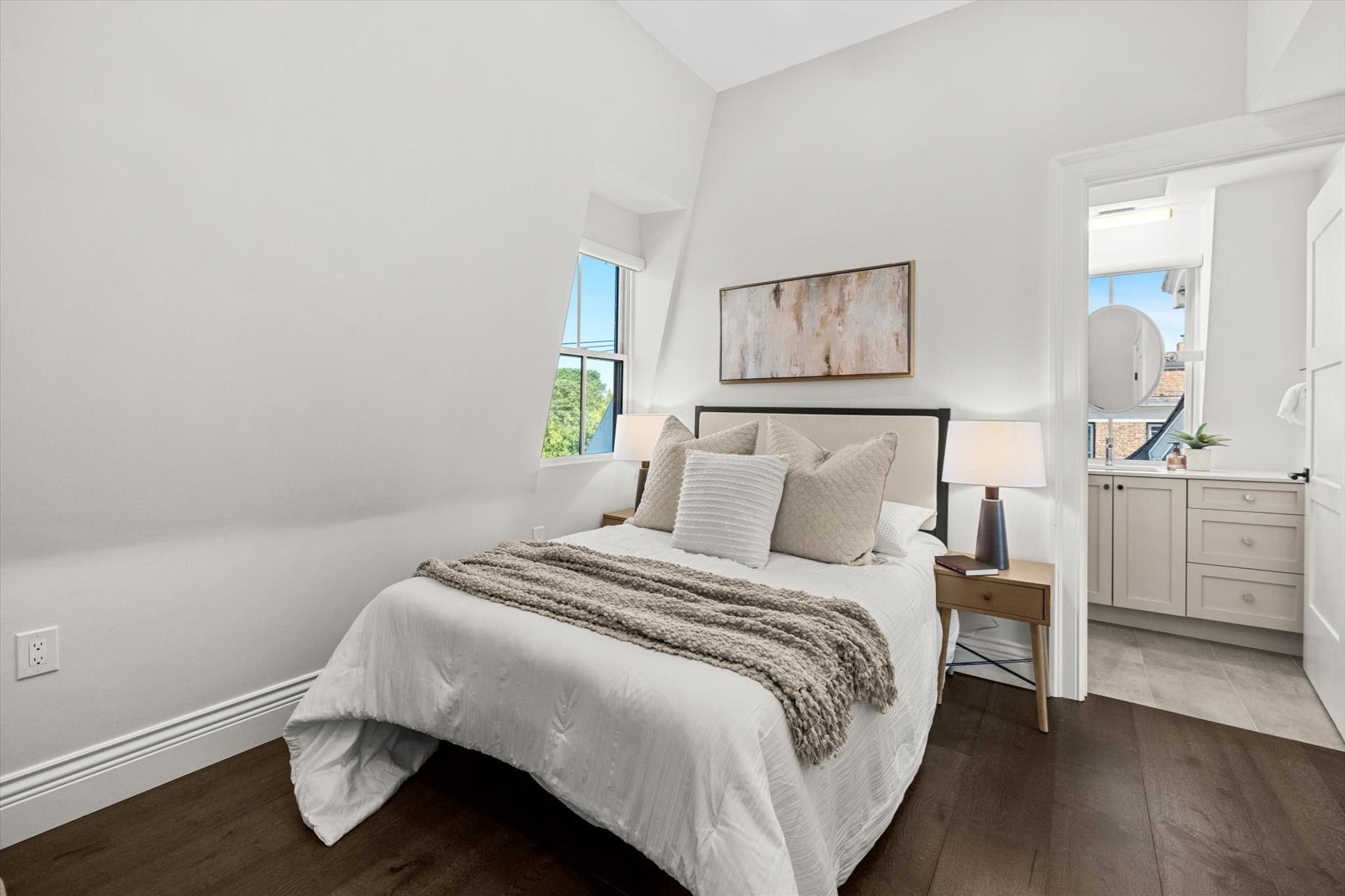 160 Norfolk Street #1, Cambridge, MA Photo #11