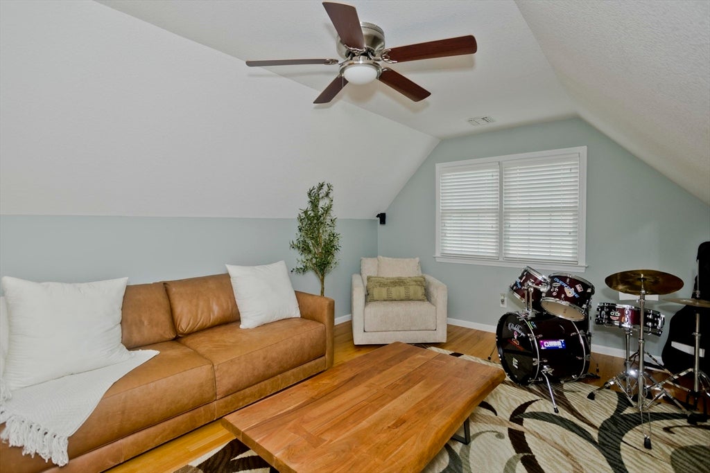 38 White Ave, East Longmeadow, MA, 38 White Ave, East Longmeadow, MA Photo #26