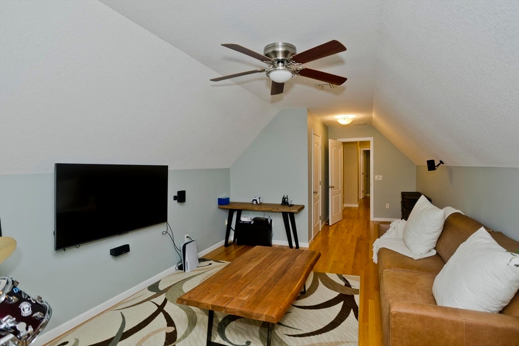 38 White Ave, East Longmeadow, MA, 38 White Ave, East Longmeadow, MA Photo #25