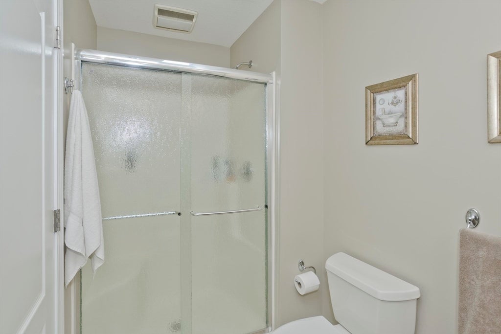 38 White Ave, East Longmeadow, MA, 38 White Ave, East Longmeadow, MA Photo #33