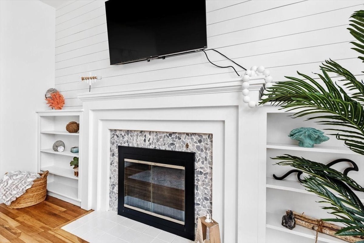80 Central Ave, Hull, MA, 80 Central Ave, Hull, MA Photo #12