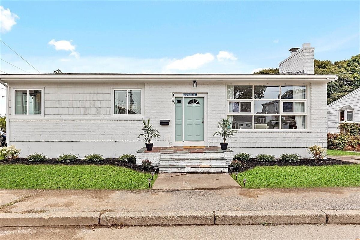 Photo of 80 Central Ave, Hull, MA
