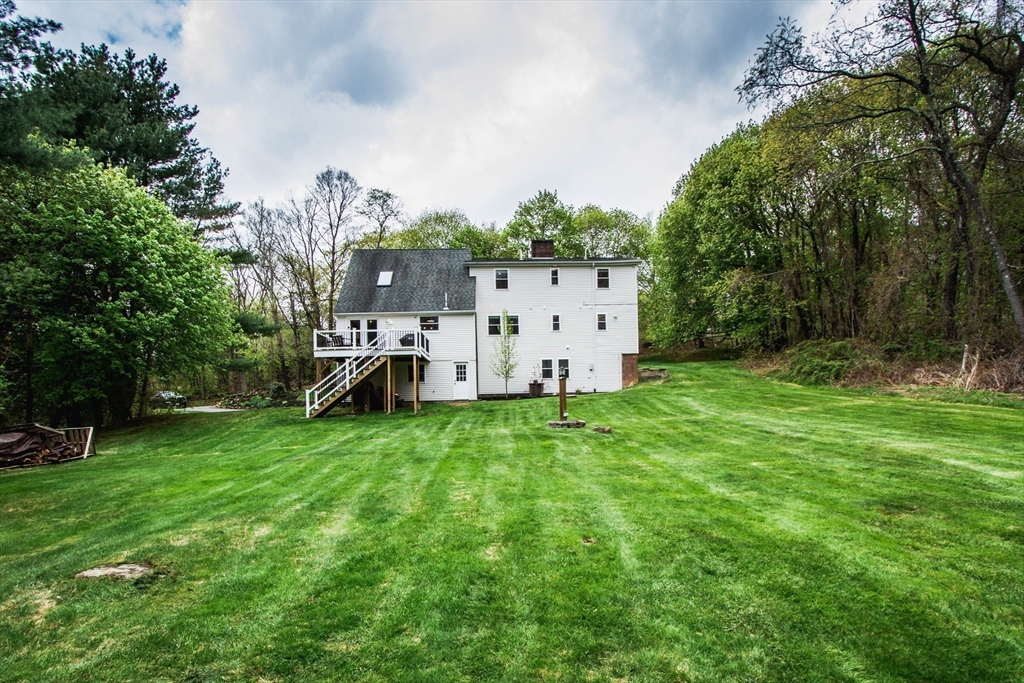 692 Cronin Rd