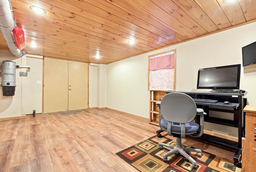 18 Gordon Rd