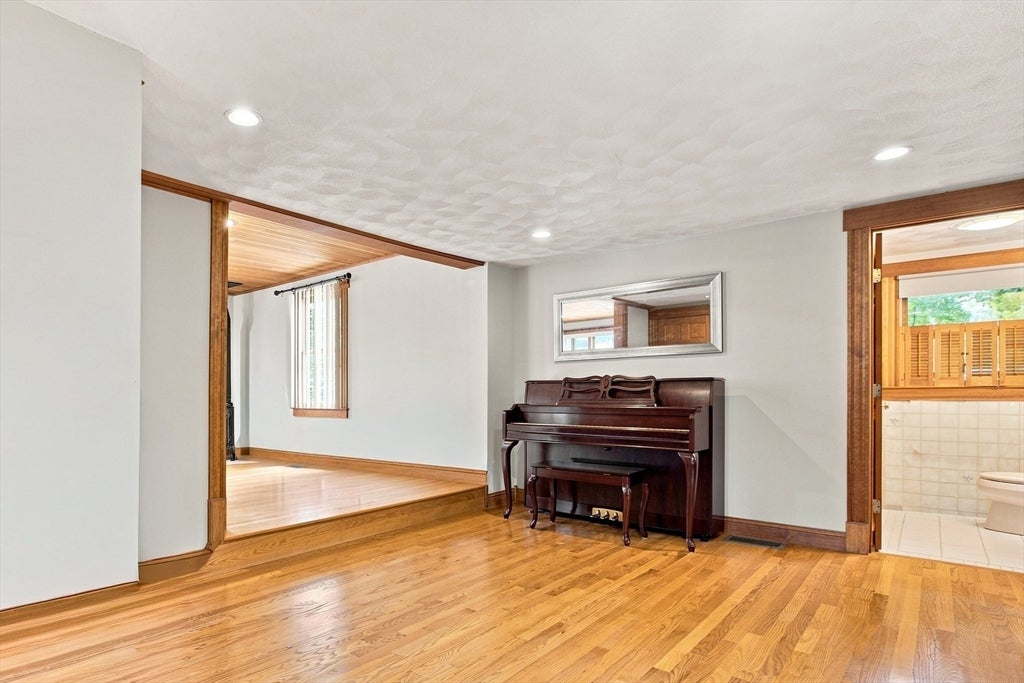 18 Gordon Rd