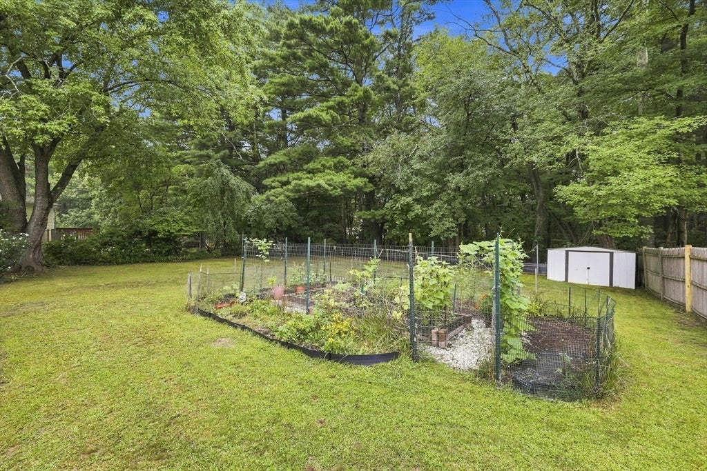 25 Mohawk Path, Bellingham, MA Photo #35
