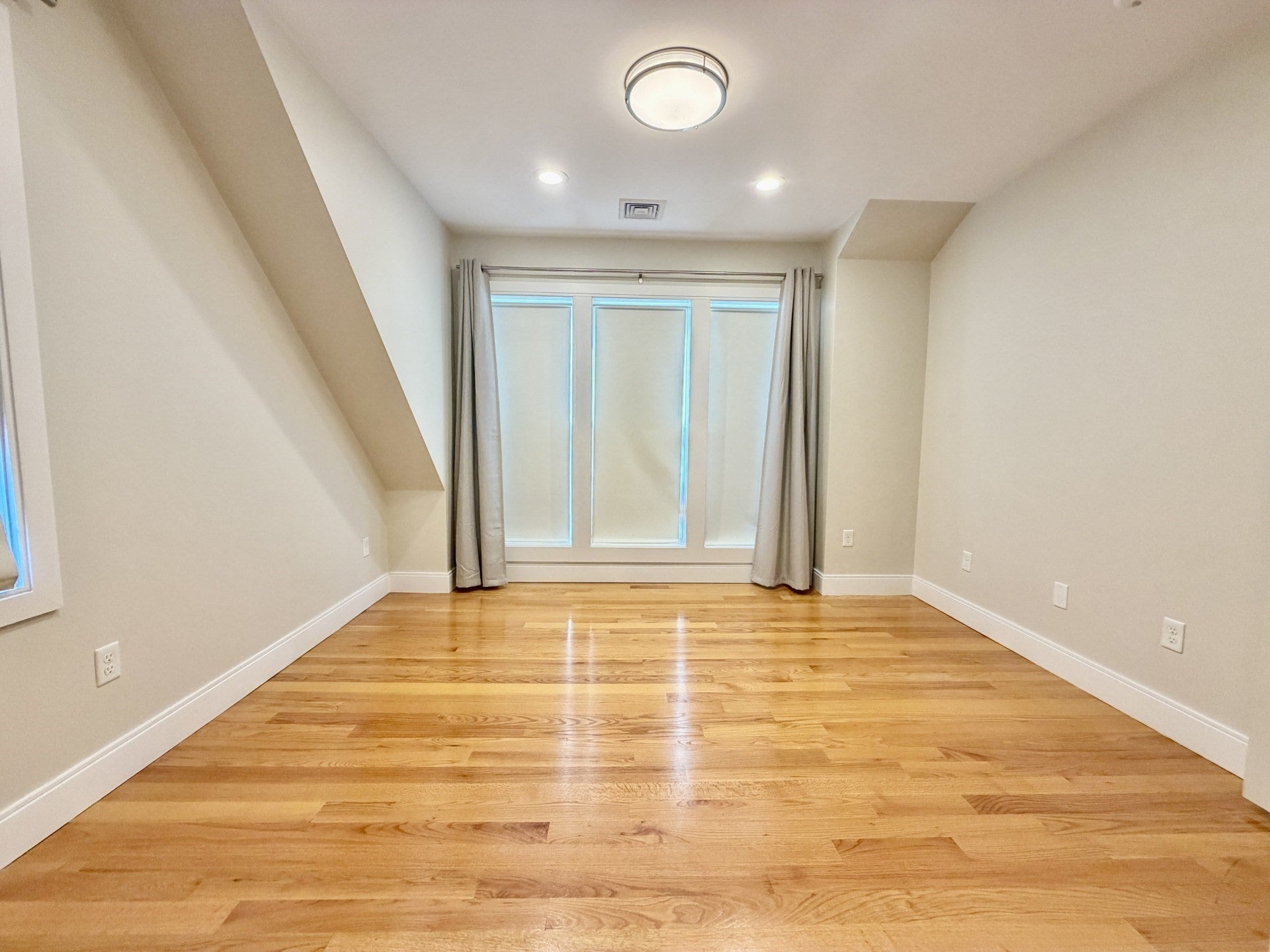 97 Atlantic St #4, Quincy, MA Photo #12