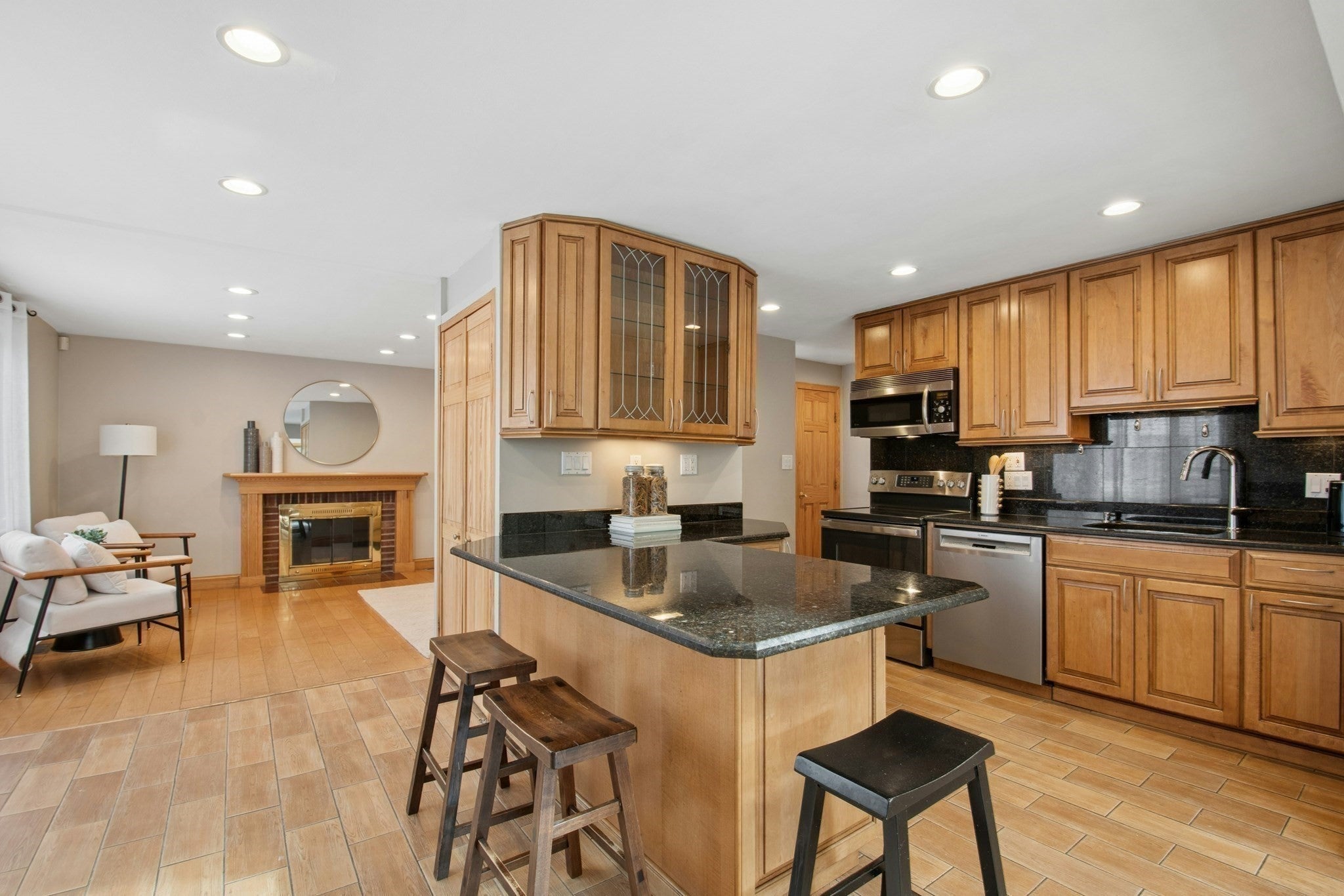 22 Westlund Rd, Belmont, MA, 22 Westlund Rd, Belmont, MA Photo #11