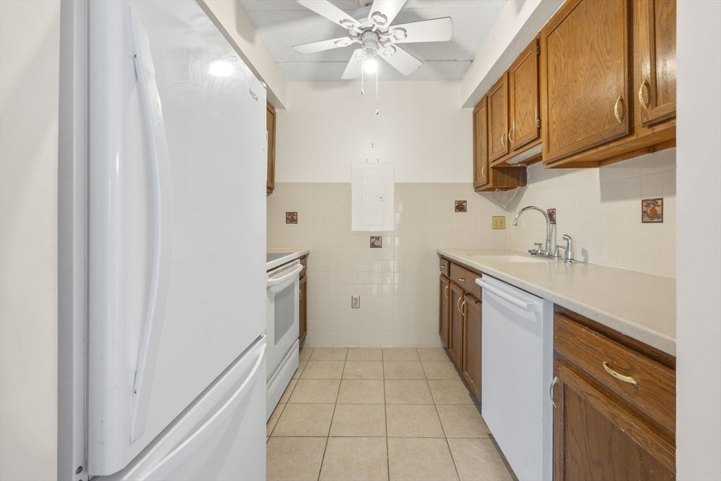 180 Green St #406, Melrose, MA, 180 Green St #406, Melrose, MA Photo #10