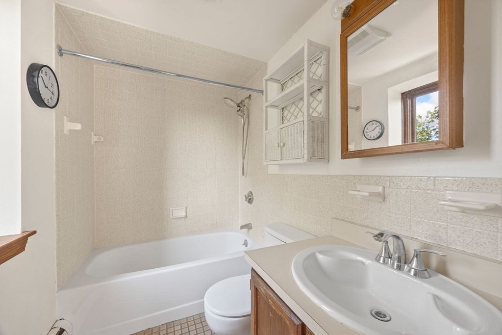 180 Green St #406, Melrose, MA, 180 Green St #406, Melrose, MA Photo #21