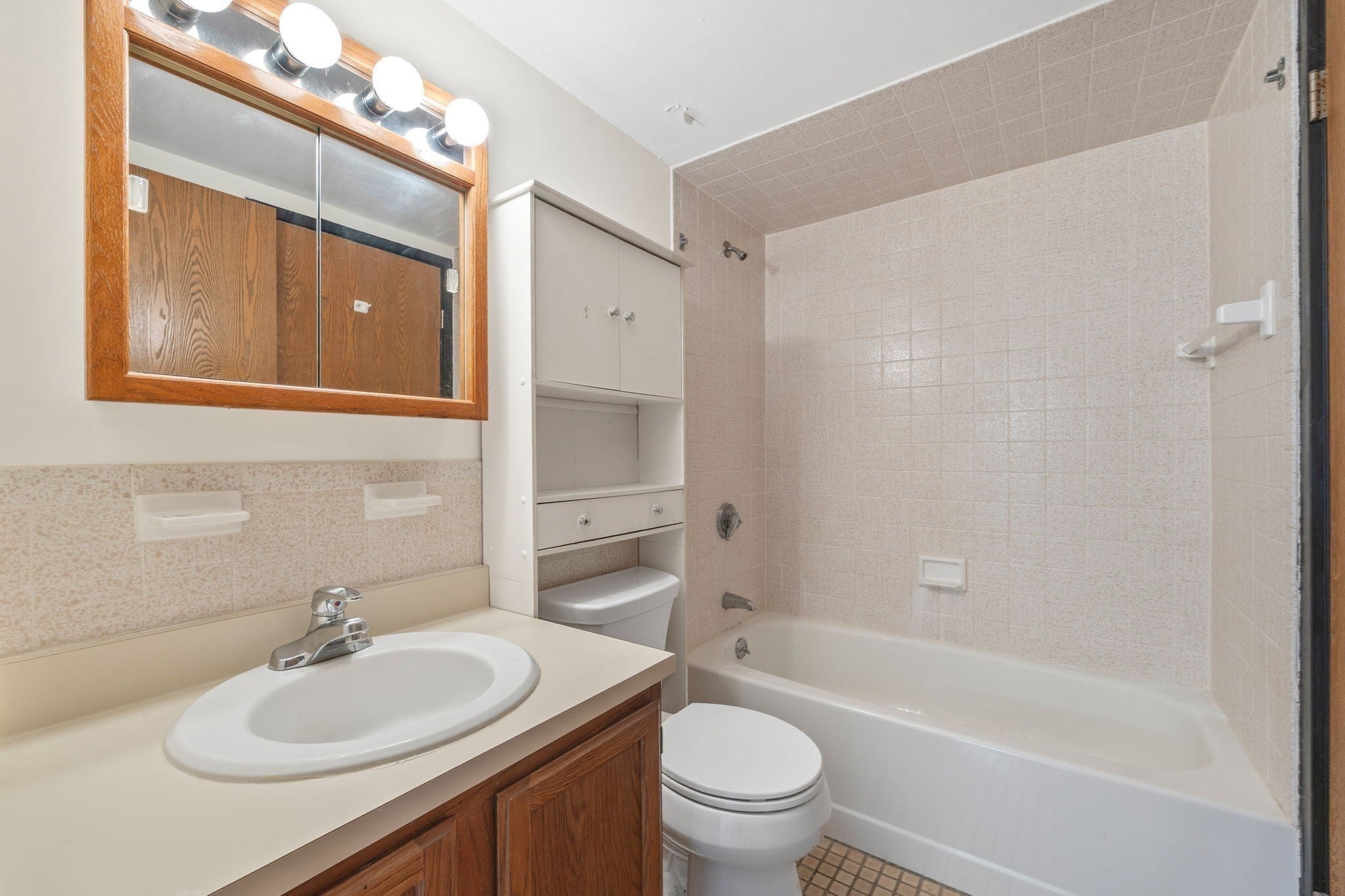 180 Green St #406, Melrose, MA Photo #23