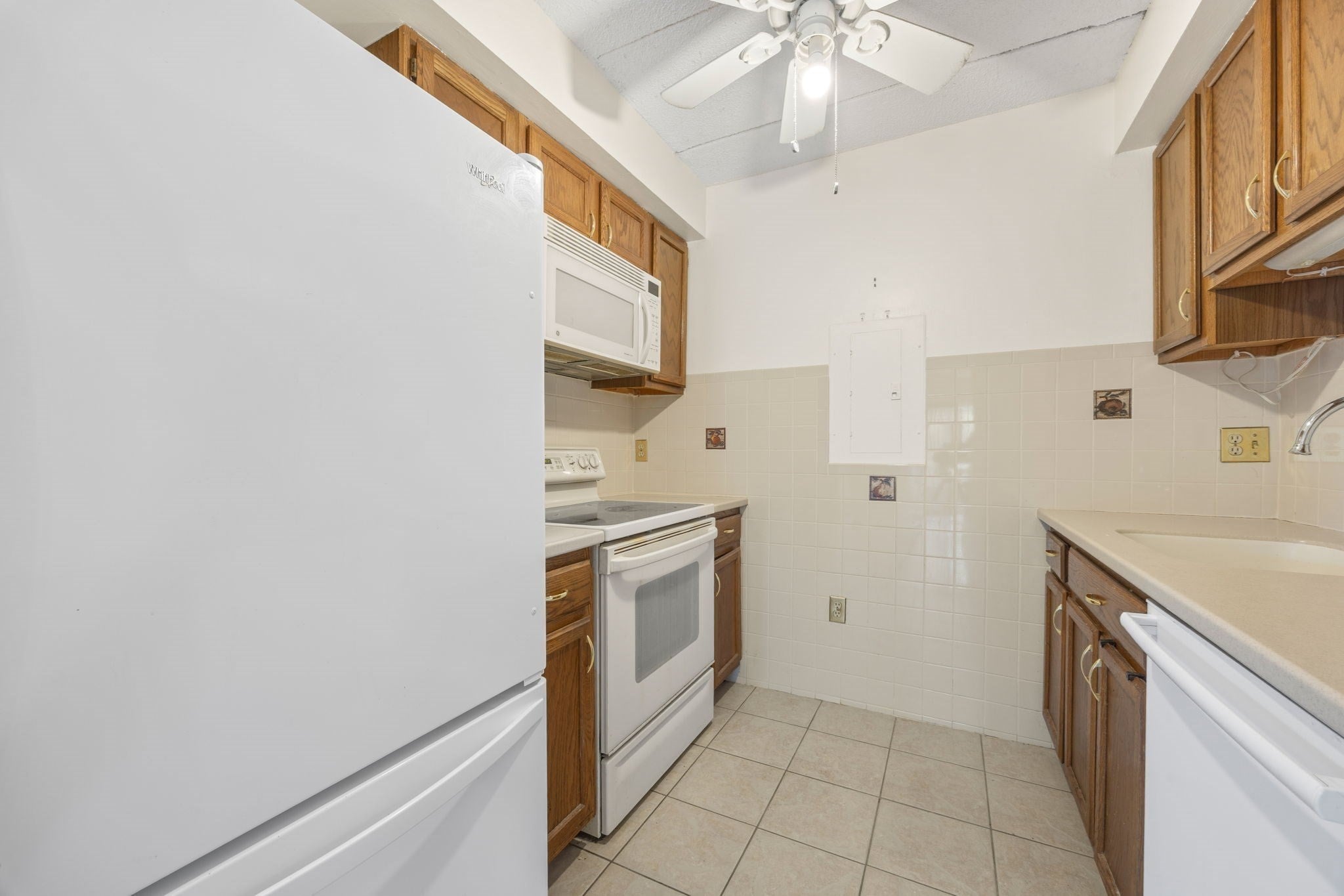 180 Green St #406, Melrose, MA Photo #11