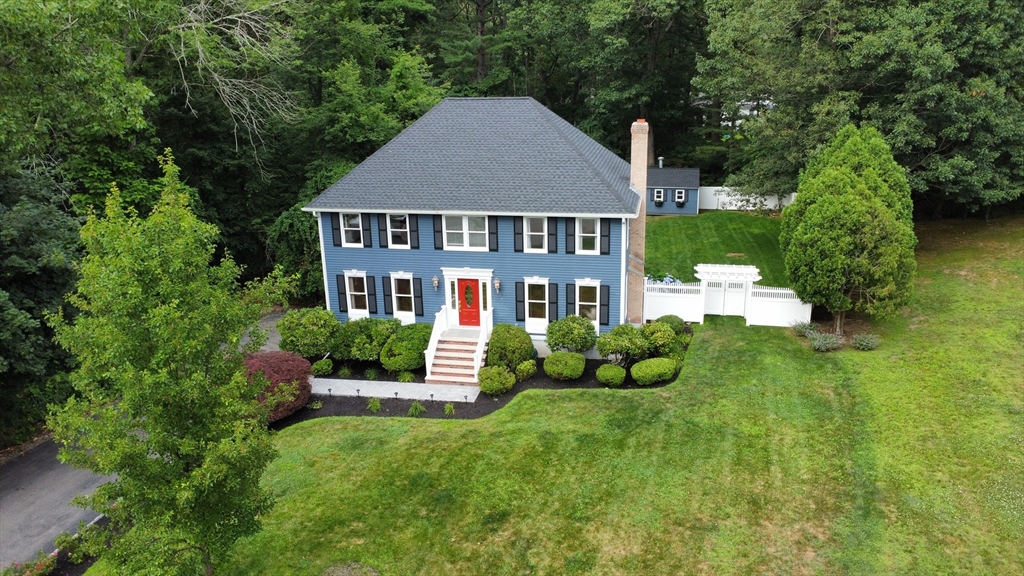 3 Lisamary Dr