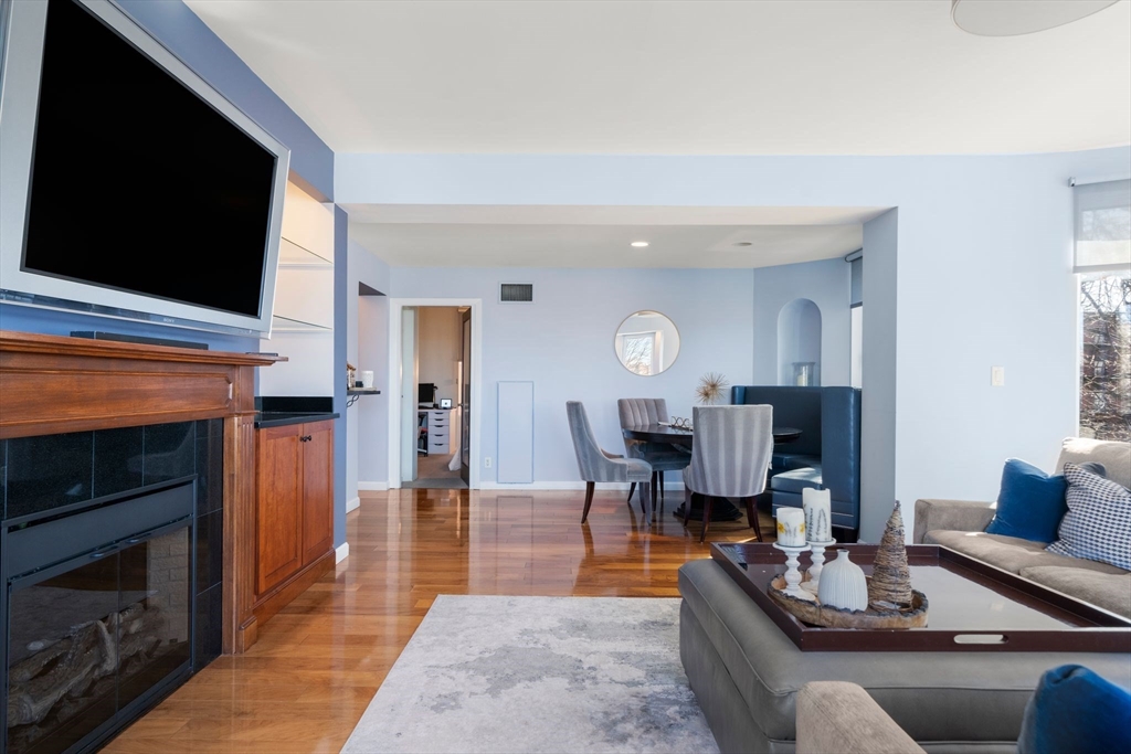 492 Beacon St 36