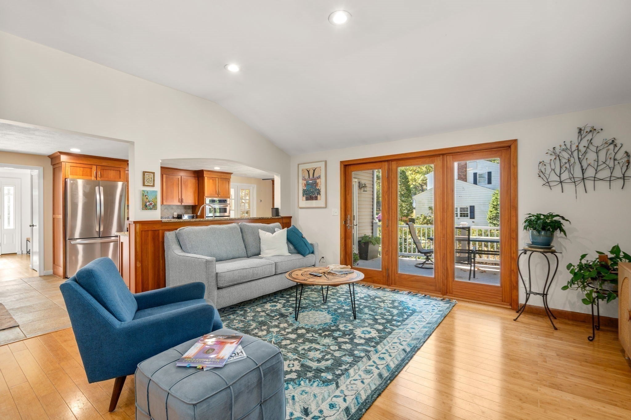 24 Pauline Dr, Natick, MA Photo #11