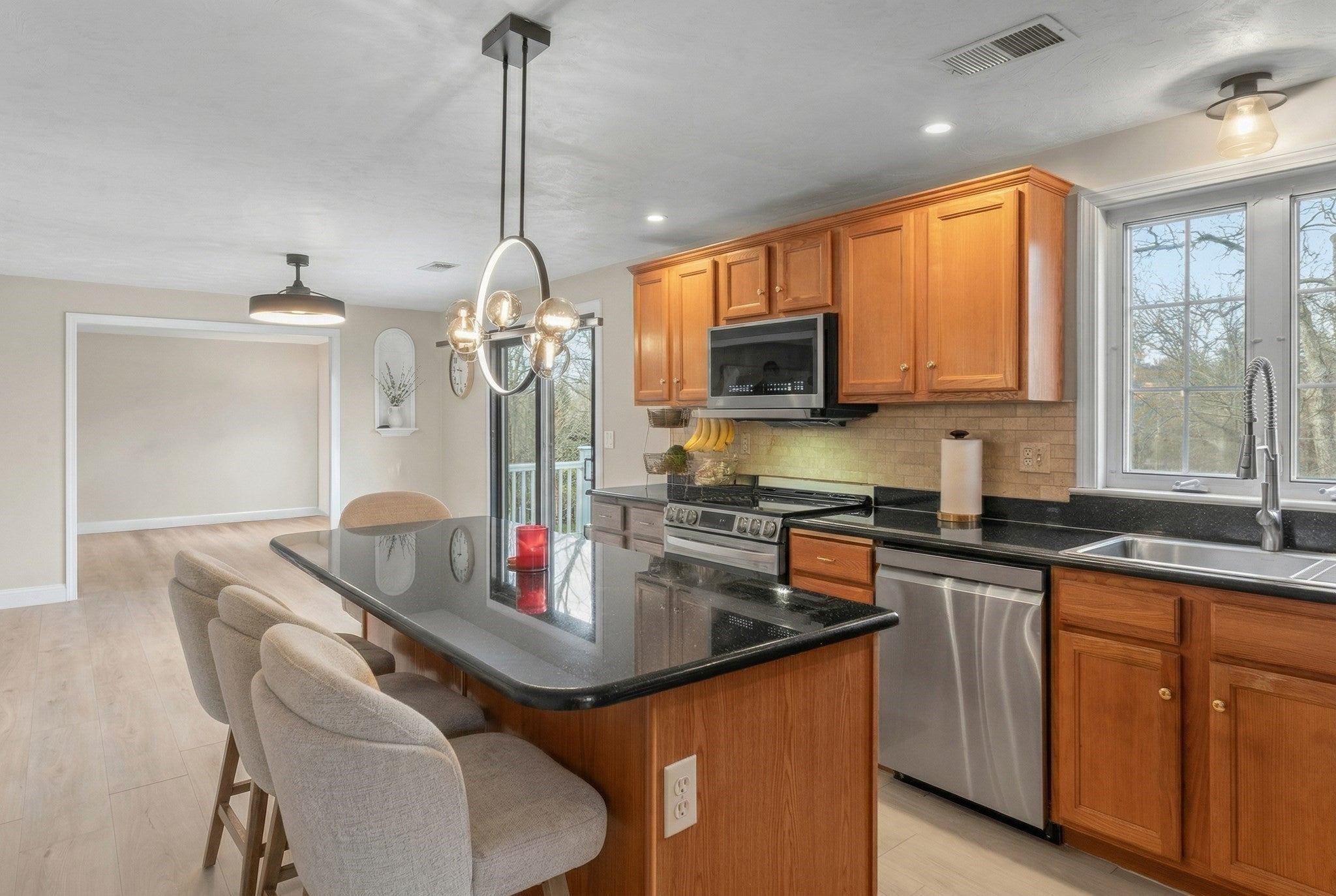 455 East St, West Bridgewater, MA, 455 East St, West Bridgewater, MA Photo #7