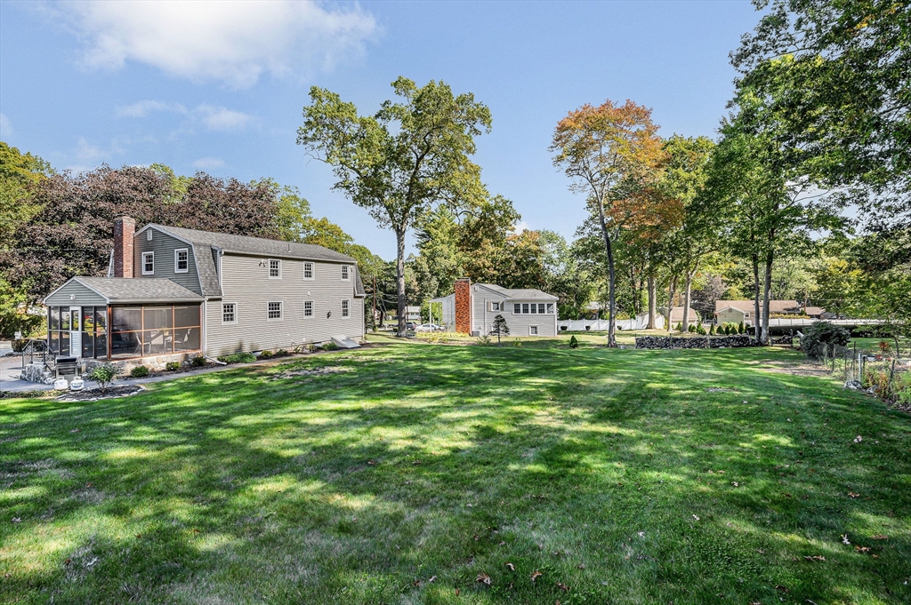 105 Pine Valley Dr