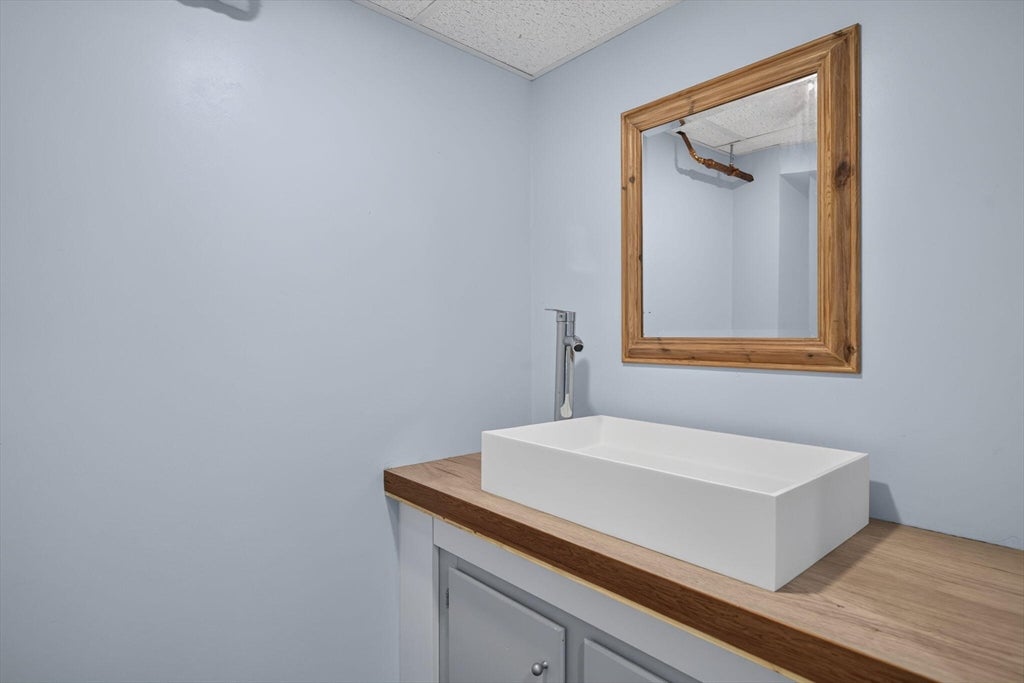 148 Shore Road Unit 5, Truro, MA, 148 Shore Road Unit 5, Truro, MA Photo #17