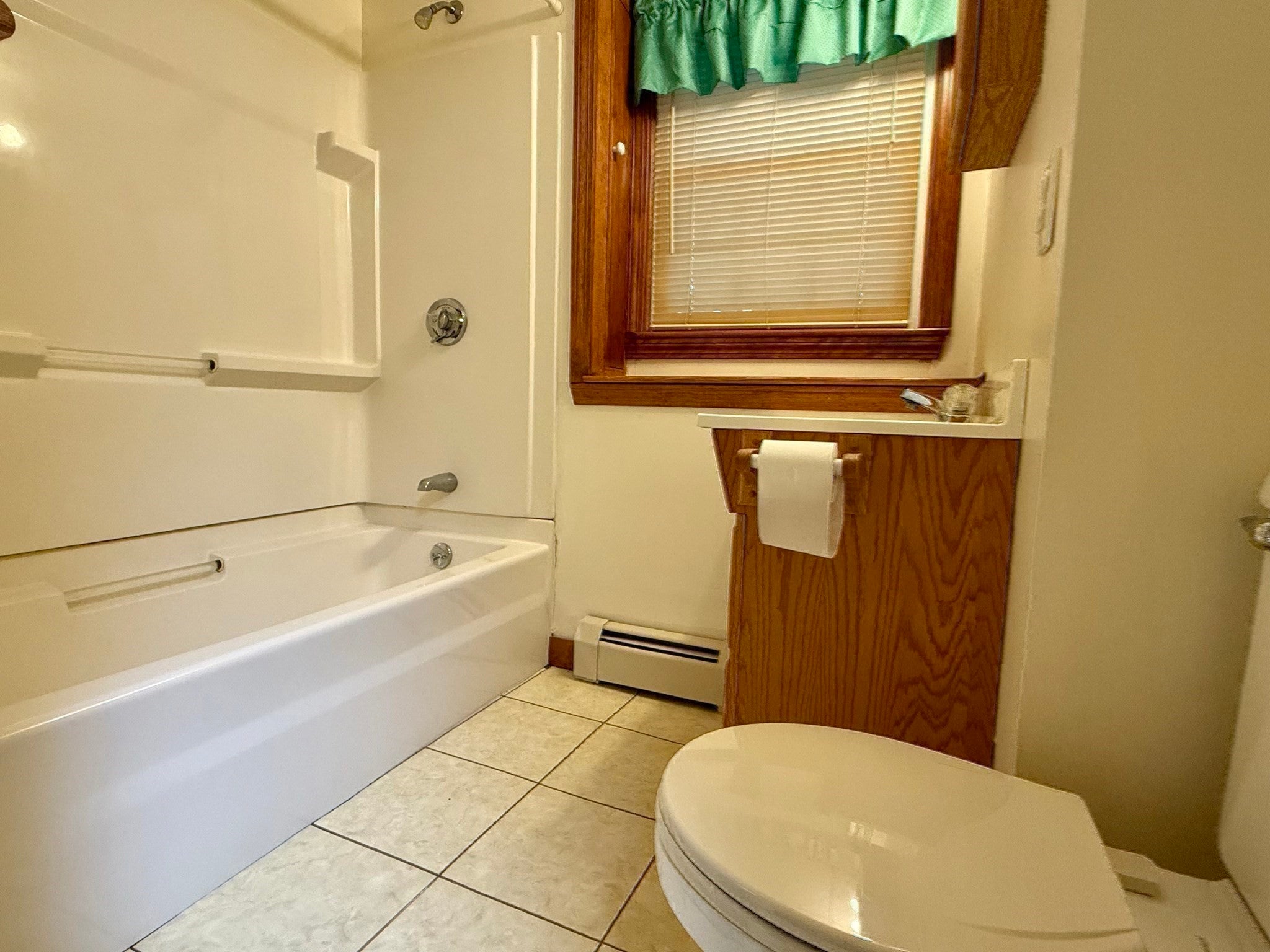 66 Debbie Dr, Leominster, MA Photo #36