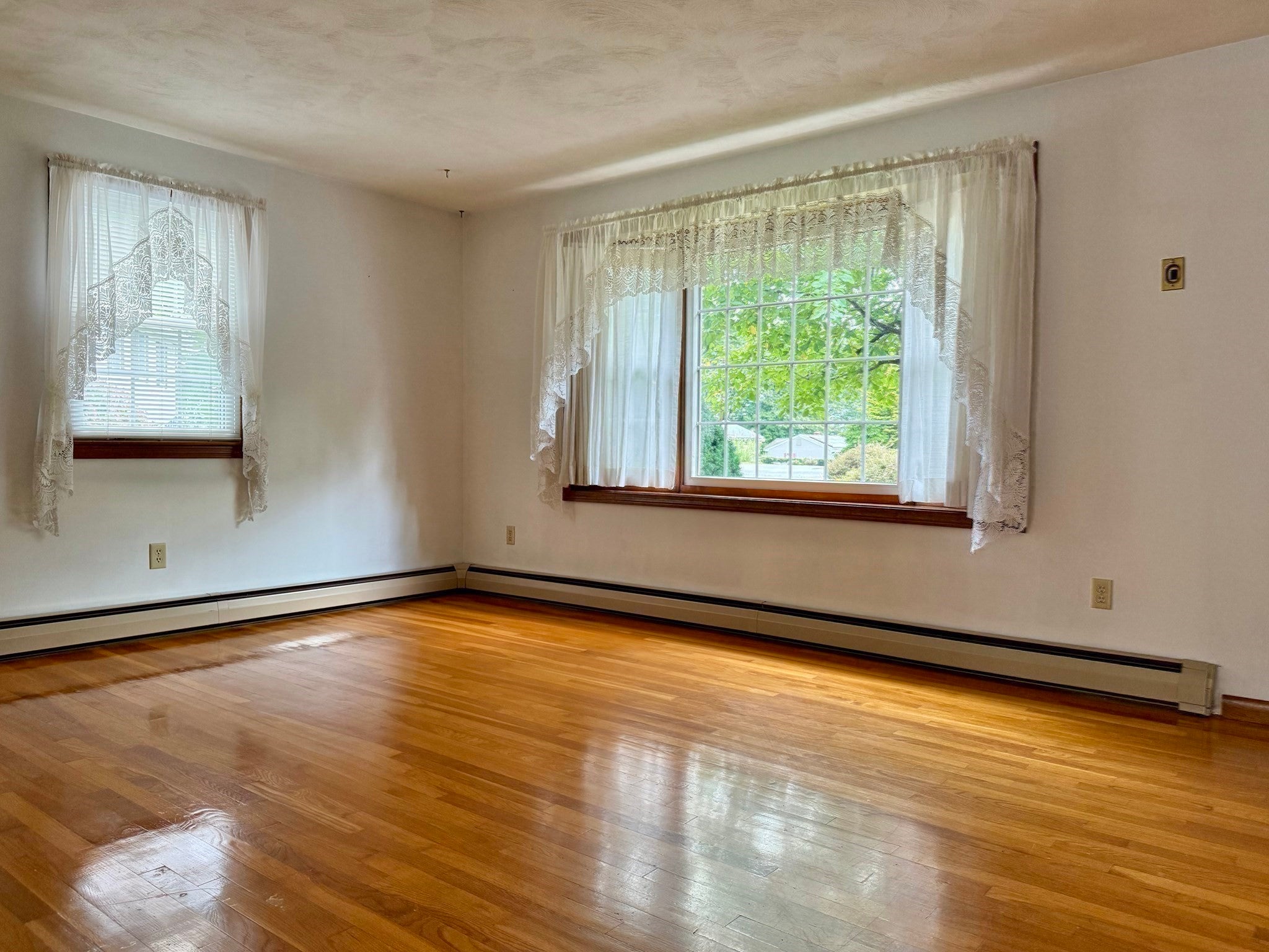 66 Debbie Dr, Leominster, MA Photo #17