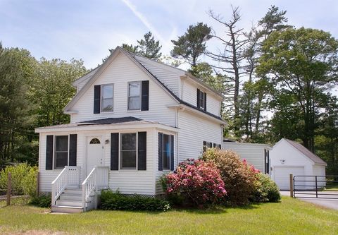 61 Rochester Rd Carver MA 02330