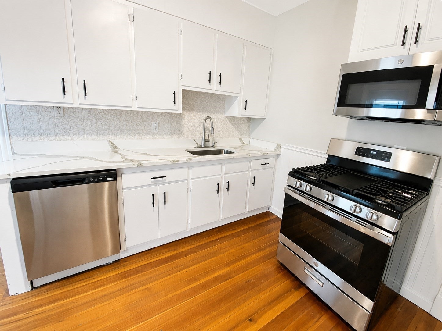 21 Dowse St #3, Everett, MA Photo #6