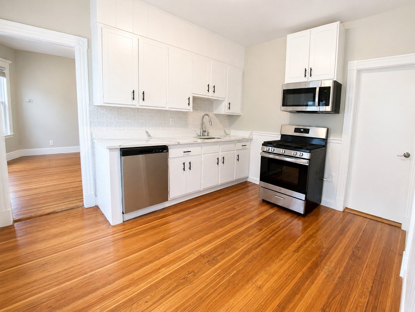 21 Dowse St #3, Everett, MA Photo #5