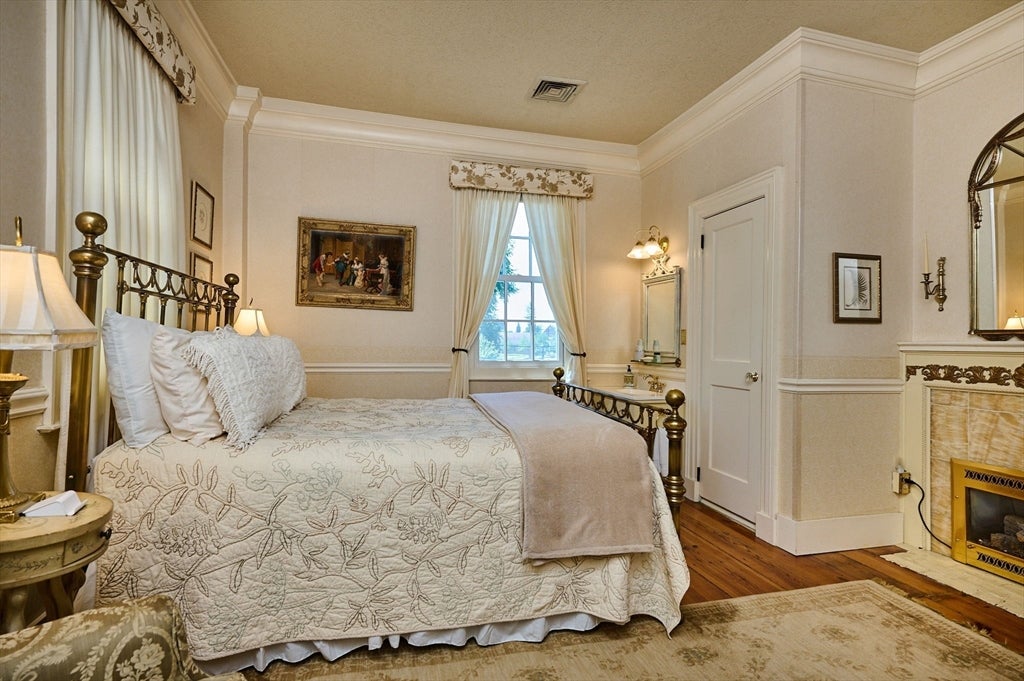25 Woodbridge St, South Hadley, MA, 25 Woodbridge St, South Hadley, MA Photo #32