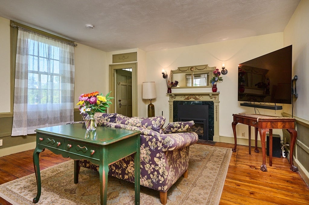 25 Woodbridge St, South Hadley, MA, 25 Woodbridge St, South Hadley, MA Photo #9