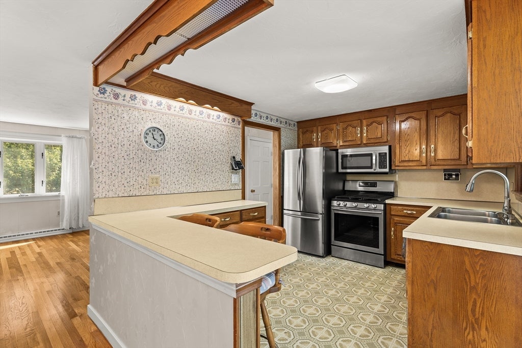 360 W Washington St, Hanson, MA, 360 W Washington St, Hanson, MA Photo #16
