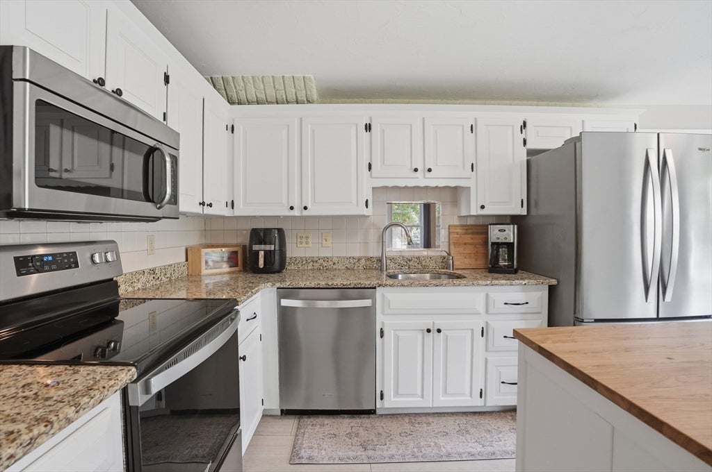 20 Larson Road, Milford, MA Photo #12