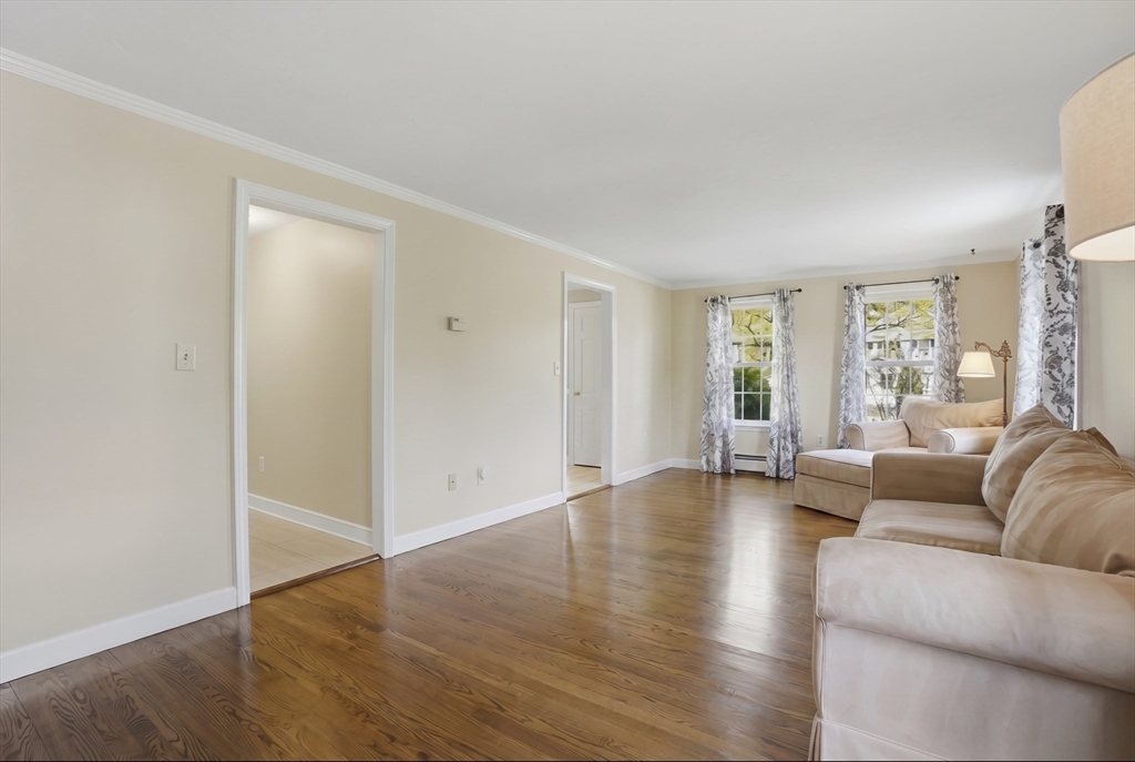 20 Larson Road, Milford, MA Photo #8