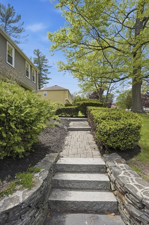 20 Larson Road, Milford, MA Photo #4