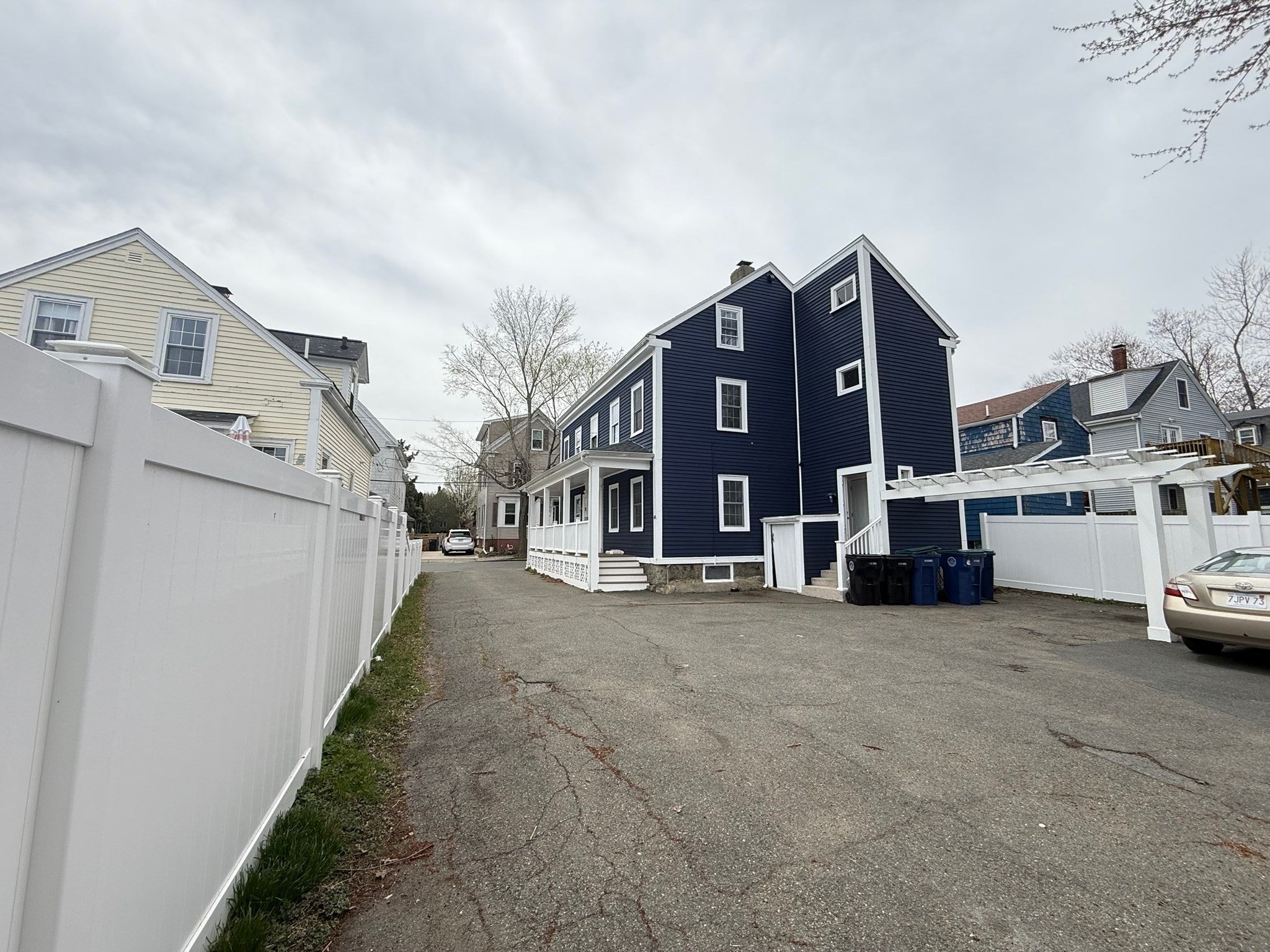 11 Barton St