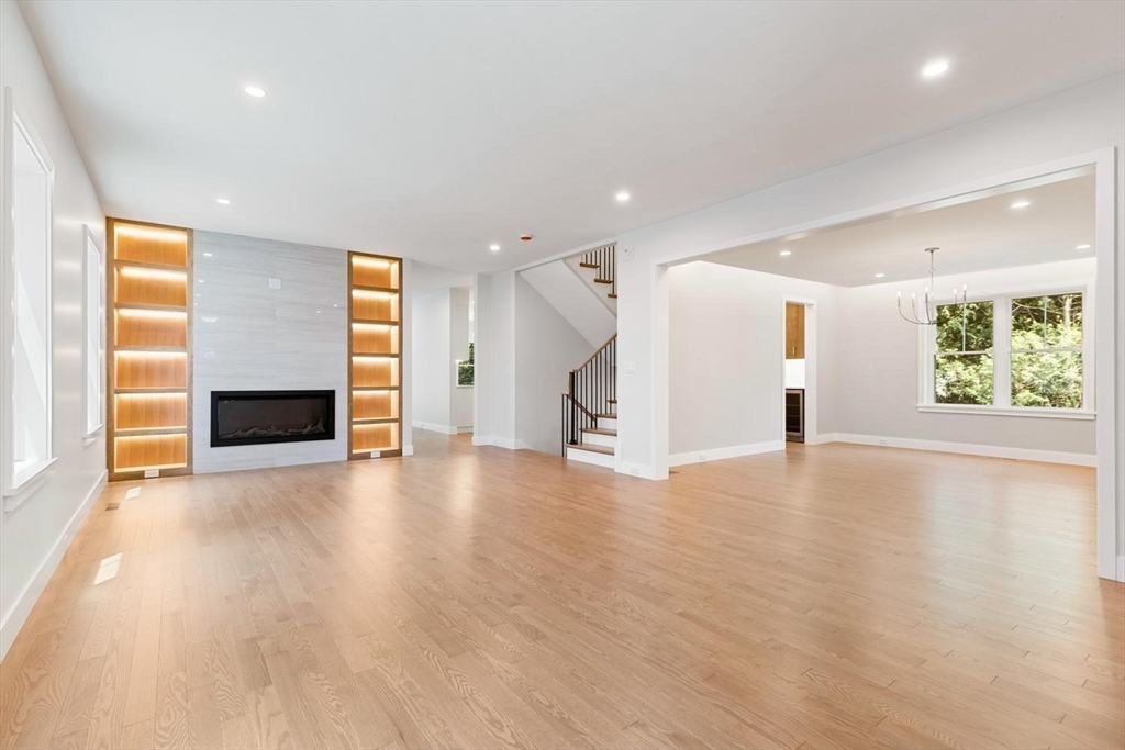89 Spring St