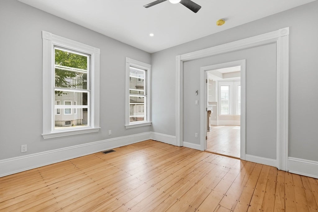 487-489 Sumner Street, Boston, MA Photo #6