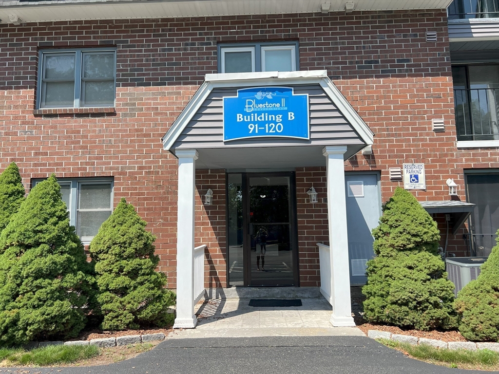 113 Bluestone Dr 113