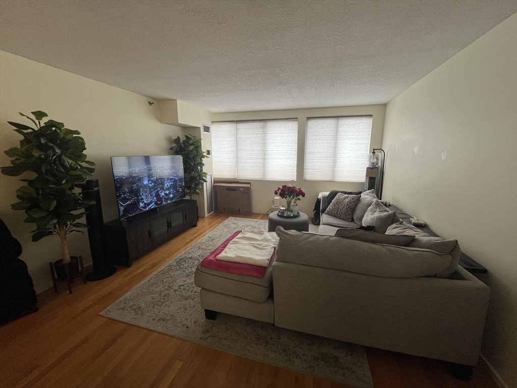 1731 Beacon Street 425