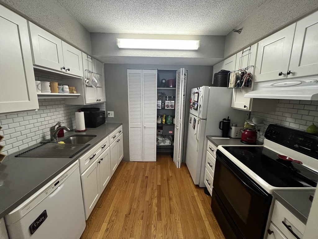 1731 Beacon Street 425