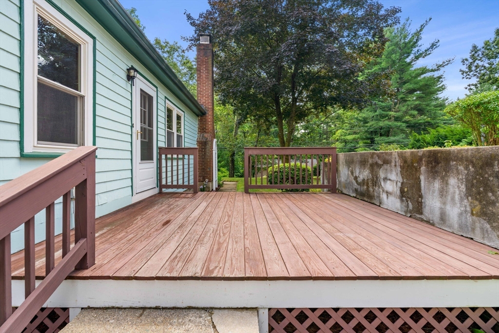 11 Terrace Hall Ave