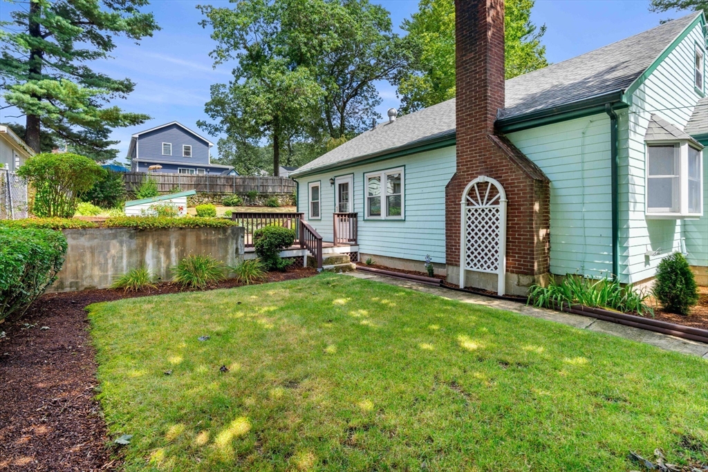 11 Terrace Hall Ave