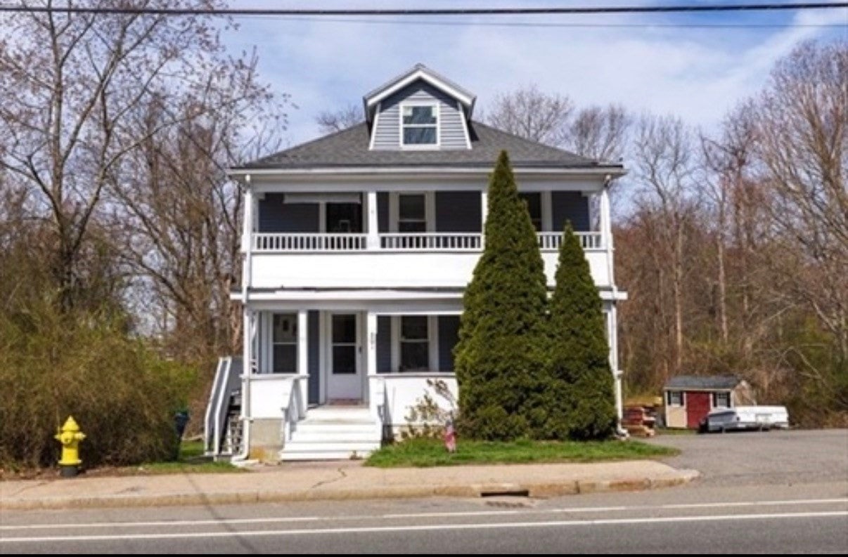 Photo of 801 Granite St, Braintree, MA