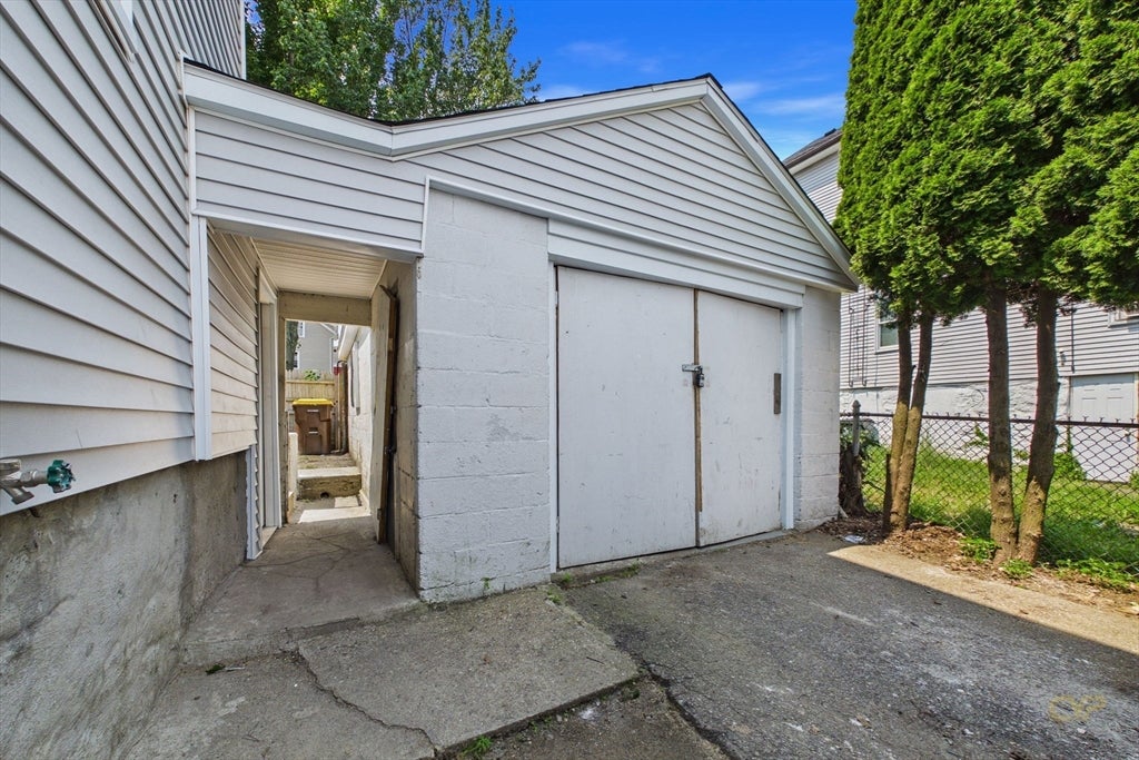 201 Wade St