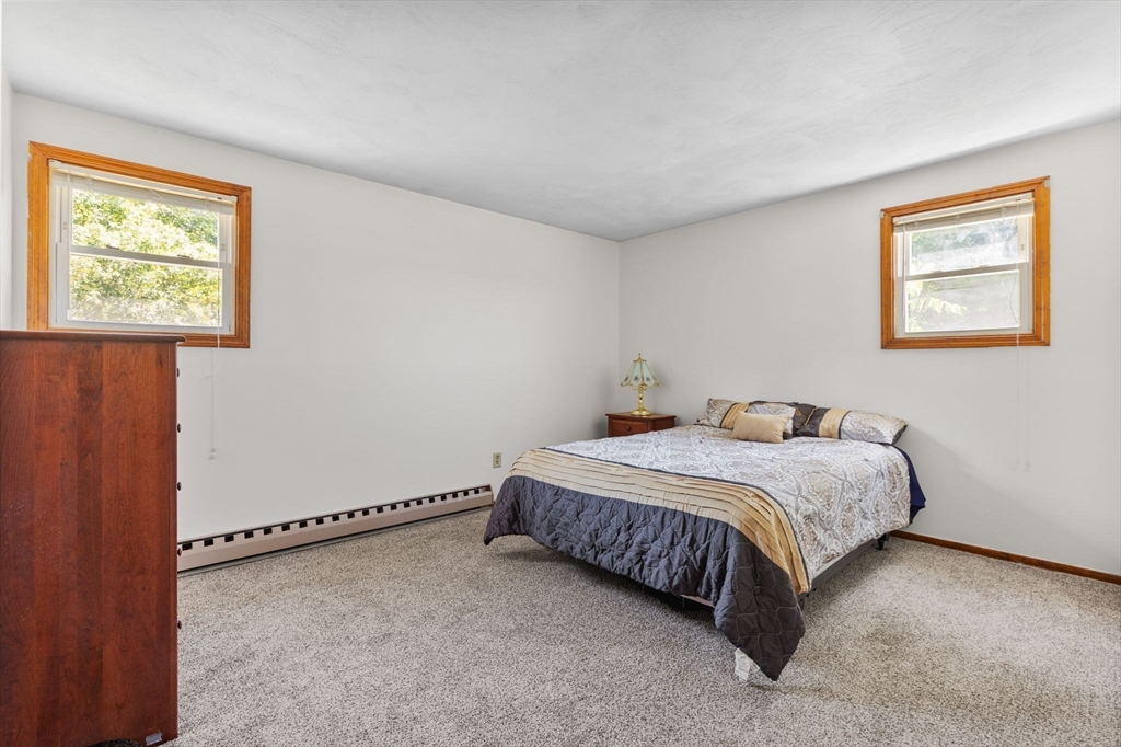62 Meadow Rd