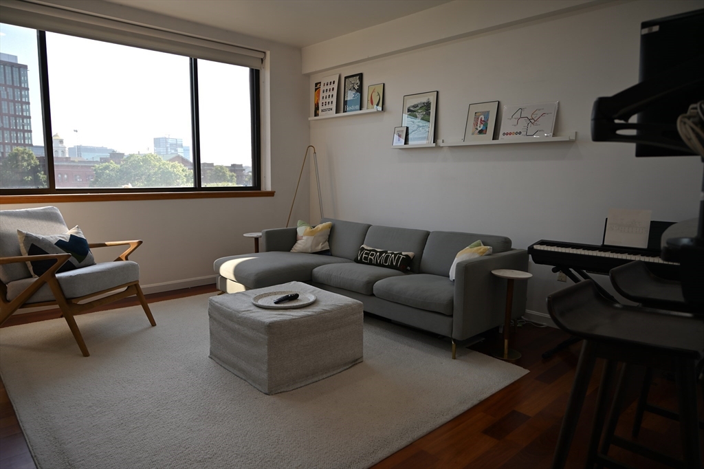 169 Monsignor Obrien Highway 611